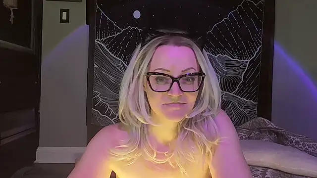 only one onyx online show from 11/29/25, 03:17