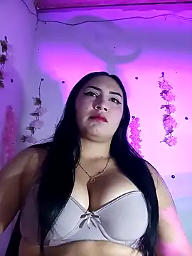 Emy cutee online show from 04/08/26, 12:39