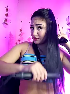 Emy cutee online show from 04/14/26, 12:54