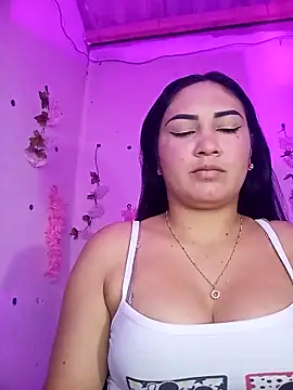 Emy cutee online show from 04/10/26, 12:45