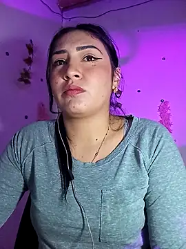 Emy cutee online show from 03/13/26, 01:38