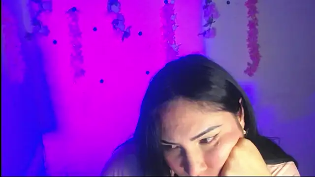 Emy cutee online show from 03/10/26, 12:36