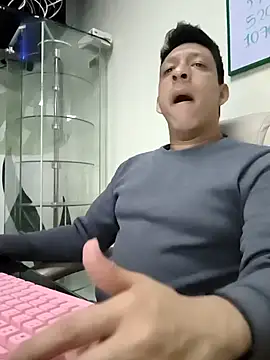 KairoStormX online show from 12/15/25, 09:31