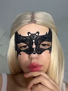 s4rah online show from 02/16/26, 09:41