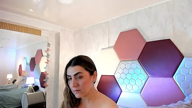 AriaRous online show from 01/31/26, 07:12