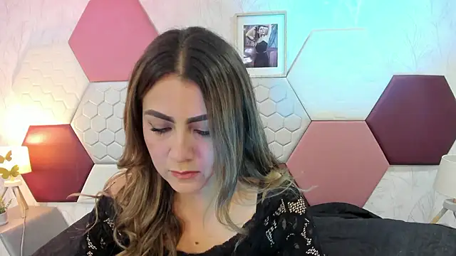 AriaRous online show from 03/25/26, 05:12