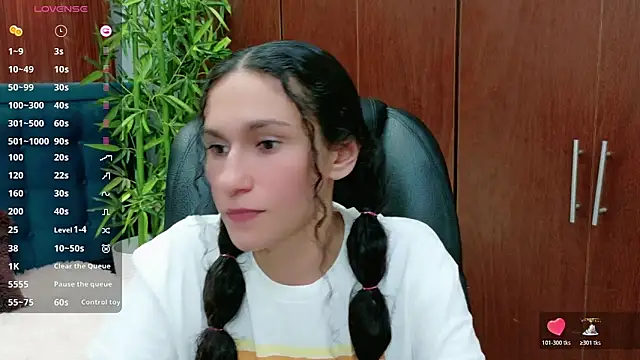 violeta 0426 online show from 12/21/25, 12:35