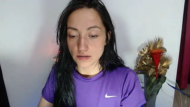 Snapshot of Megaan-love5 chatting on 11/30/25, 05:52 Megaan-love5 online show from 11/30/25, 05:52