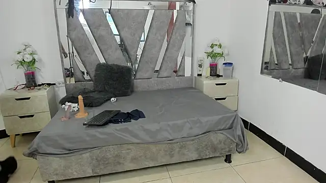 ZoeJhonsom online show from 02/10/26, 08:08