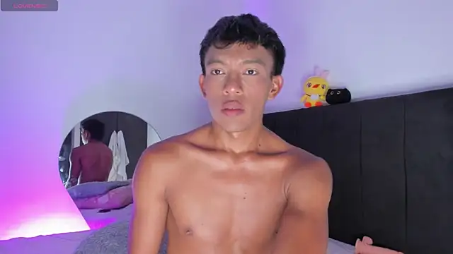 santinaughty online show from 03/12/26, 01:44