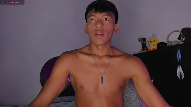 santinaughty online show from 04/10/26, 12:17