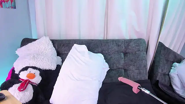 BonnieRitz online show from 12/04/25, 11:42