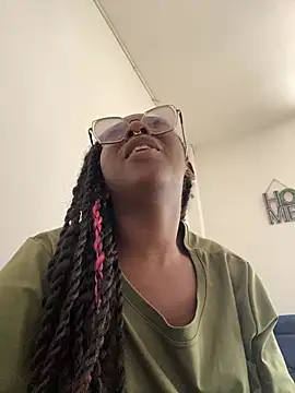 ZahhyGrey online show from 02/28/26, 07:13