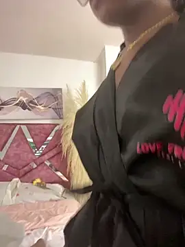 ZahhyGrey online show from 03/08/26, 10:24