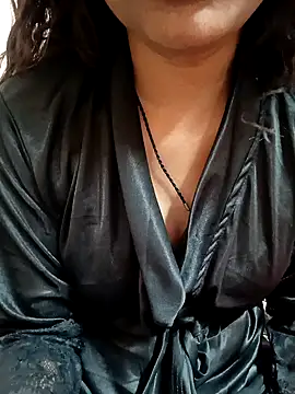 Snapshot of Rukmadi_hot chatting on 12/17/25, 04:39 Rukmadi hot online show from 12/17/25, 04:39