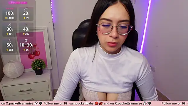 Snapshot of Sampuckettbaby chatting on 02/20/25, 03:08 Sampuckettbaby online show from 02/20/25, 03:08