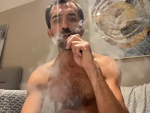 Snapshot of HighandAbove chatting on 12/19/25, 08:33 HighandAbove online show from 12/19/25, 08:33