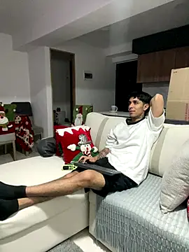 liorvante online show from 12/22/25, 01:50