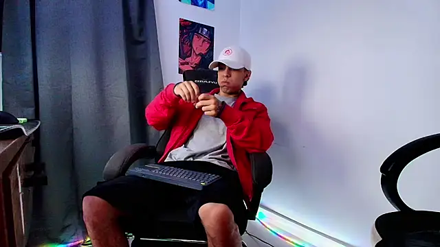 Snapshot of liorvante chatting on 12/19/25, 04:27 liorvante online show from 12/19/25, 04:27