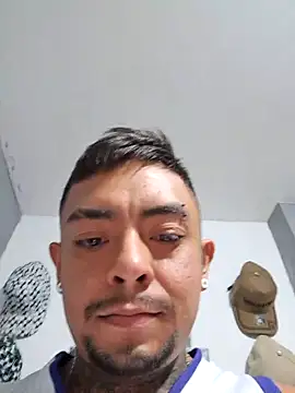 BASTIAN NICOLAS  online show from 02/06/26, 01:51