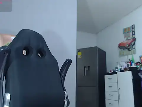 BASTIAN NICOLAS  online show from 04/27/26, 07:34