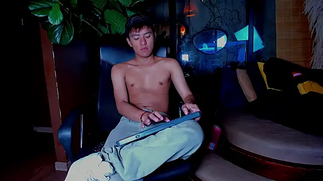 isaac grimm online show from 04/02/26, 12:51