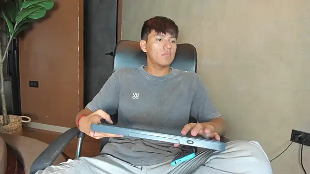 isaac grimm online show from 02/06/26, 03:35