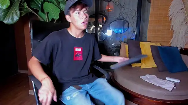 isaac grimm online show from 04/07/26, 02:57