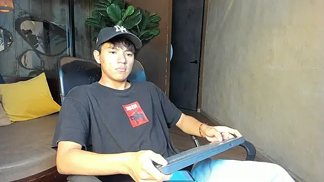 isaac grimm online show from 02/22/26, 03:09