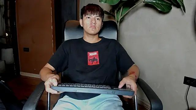 isaac grimm online show from 02/11/26, 02:55