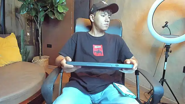 isaac grimm online show from 02/05/26, 03:13