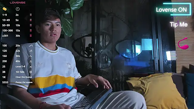 isaac grimm online show from 03/28/26, 03:51