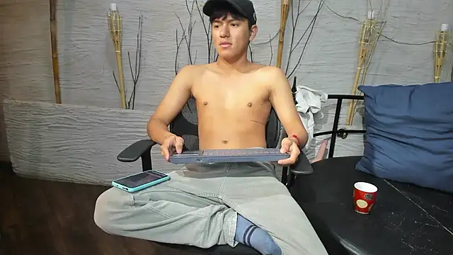 isaac grimm online show from 02/03/26, 06:22