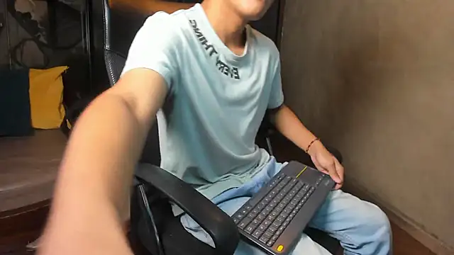 isaac grimm online show from 02/21/26, 03:08