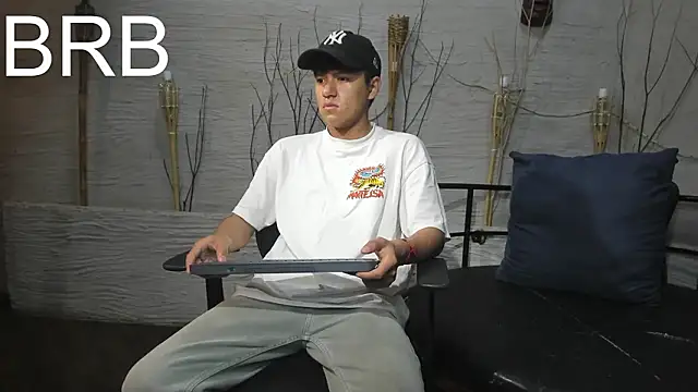 isaac grimm online show from 02/03/26, 03:15