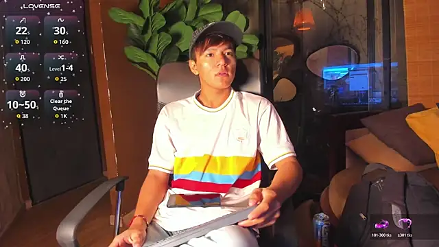 isaac grimm online show from 04/10/26, 02:29