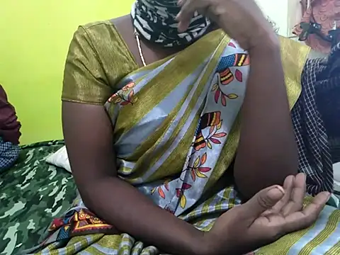 Snapshot of tamil_sumathi chatting on 06/12/26, 05:27 tamil sumathi online show from 06/12/26, 05:27