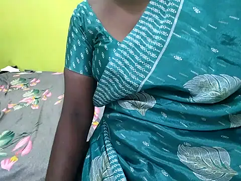 Snapshot of tamil_sumathi chatting on 05/26/26, 06:11 tamil sumathi online show from 05/26/26, 06:11