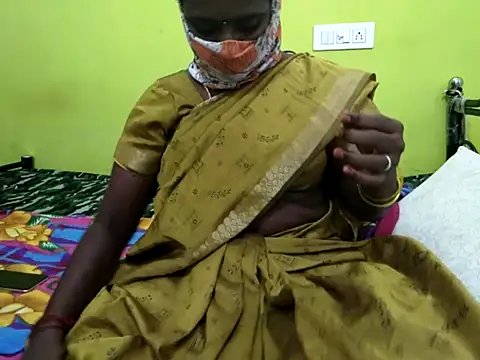Snapshot of tamil_sumathi chatting on 07/07/26, 05:43 tamil sumathi online show from 07/07/26, 05:43