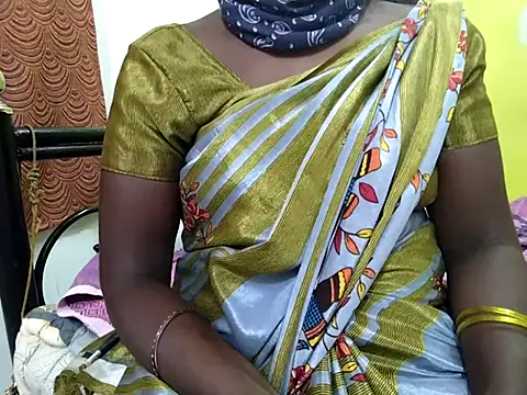 Snapshot of tamil_sumathi chatting on 04/30/26, 05:58 tamil sumathi online show from 04/30/26, 05:58
