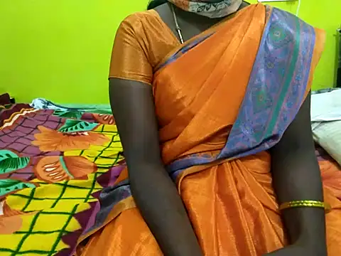 Snapshot of tamil_sumathi chatting on 06/08/26, 05:19 tamil sumathi online show from 06/08/26, 05:19