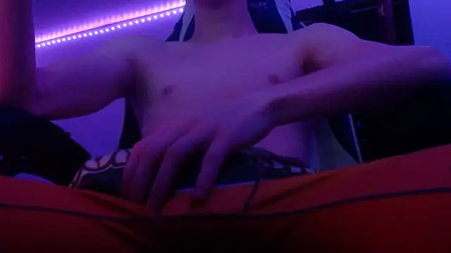 ilovefeet27 online show from 12/02/25, 04:47