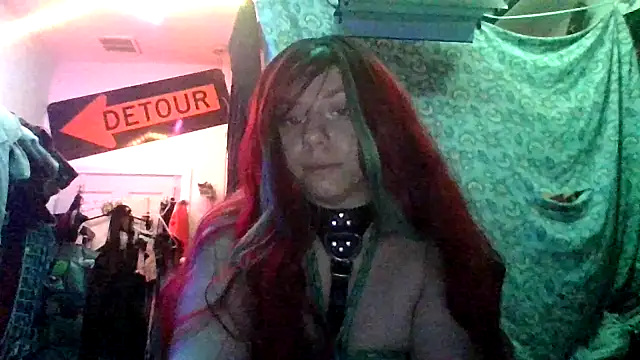 spunfoxxx online show from 12/19/25, 10:23