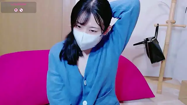 Snapshot of shiorin_3 chatting on 05/08/26, 10:30 shiorin 3 online show from 05/08/26, 10:30