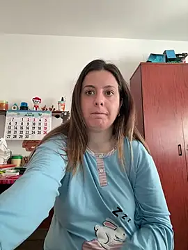 Sareyxon online show from 04/10/26, 07:26