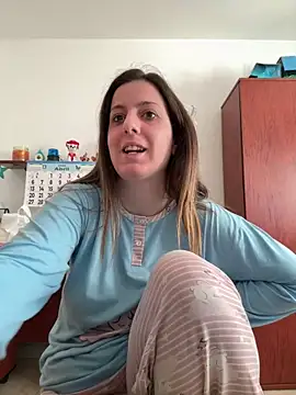 Sareyxon online show from 04/14/26, 07:13