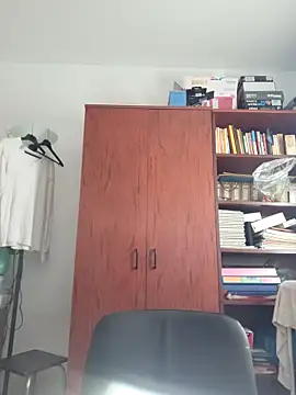 Sareyxon online show from 12/19/25, 09:55