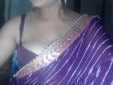Hotronita123 online show from 05/31/26, 05:40