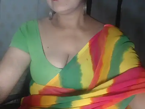 Hotronita123 online show from 05/06/26, 05:06