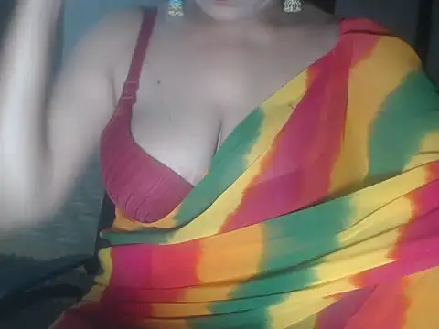 Hotronita123 online show from 04/02/26, 05:08